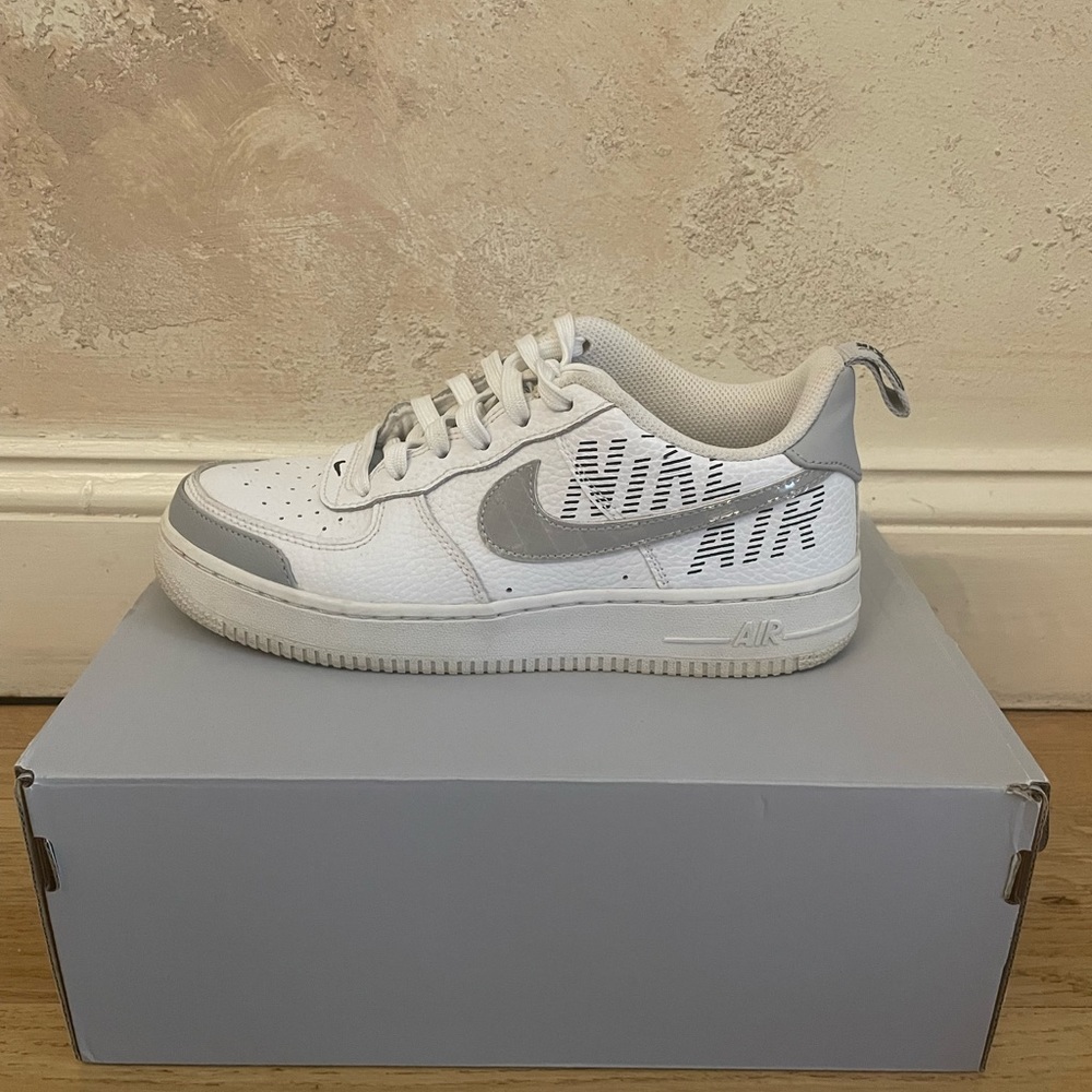PRE OWNED FORCE 1 LV8 2 (GS) SIZE 5Y